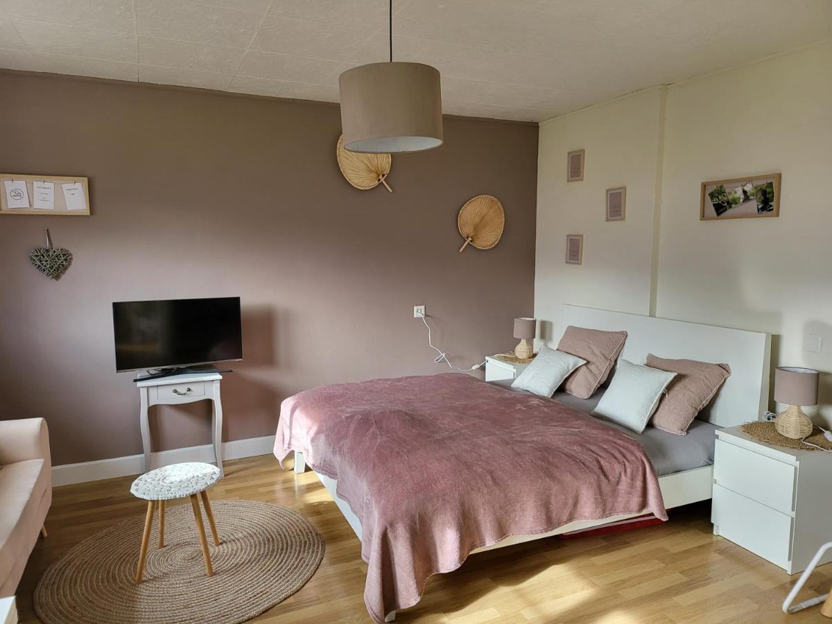 Studio Des Fontanettes Miège Esterno foto